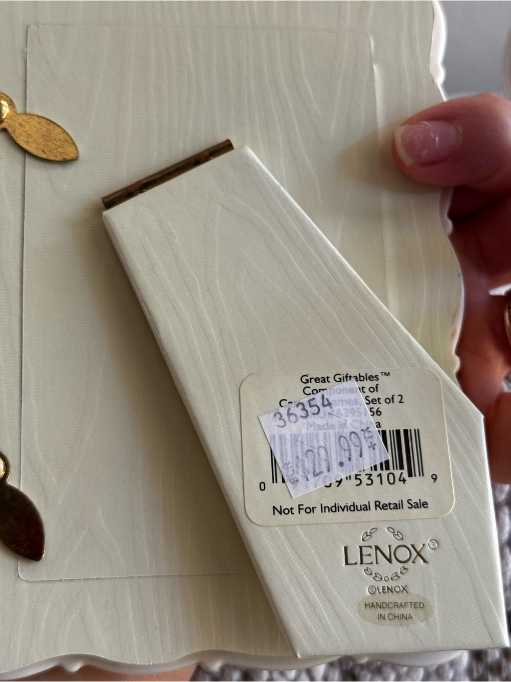 Lenox set of two porcelain gold trim picture frames NEW - Picture 2 of 5